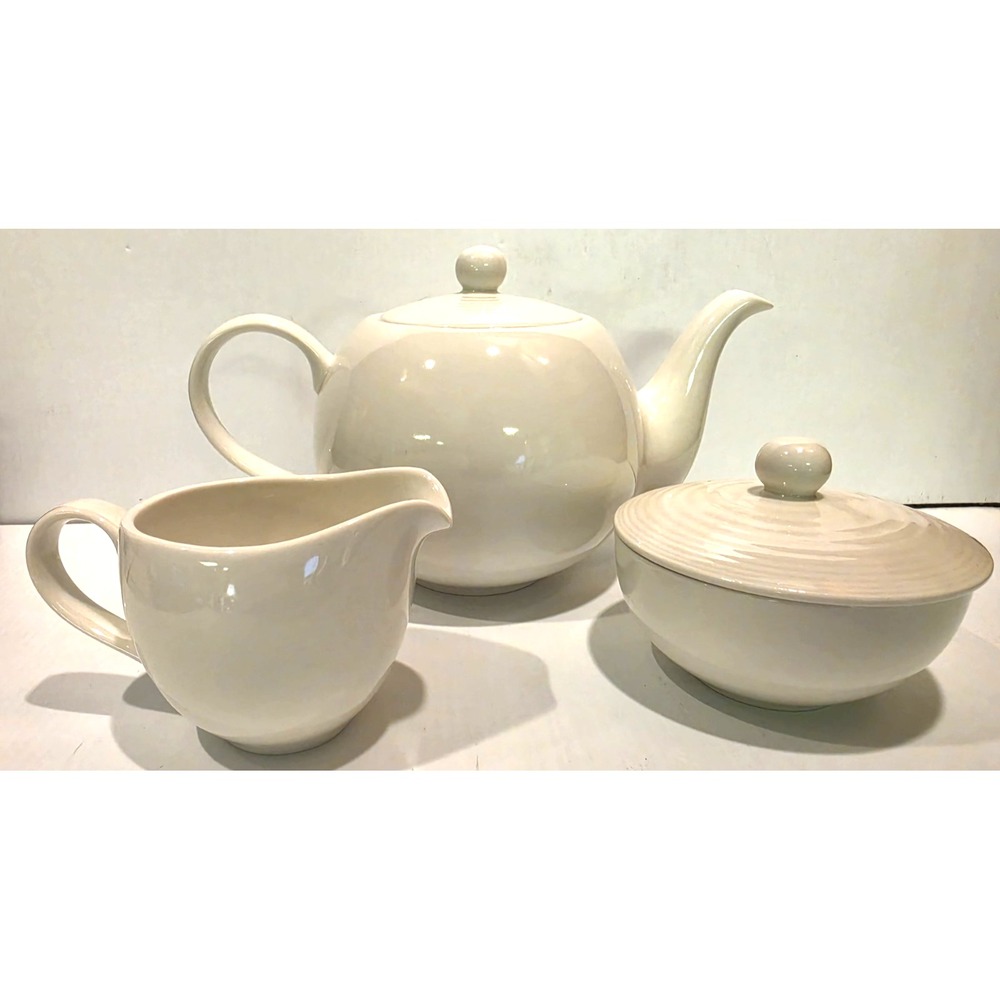 Royal Doulton Gordon Ramsay Maze White Porcelain Teapot Beverage Set  NIP